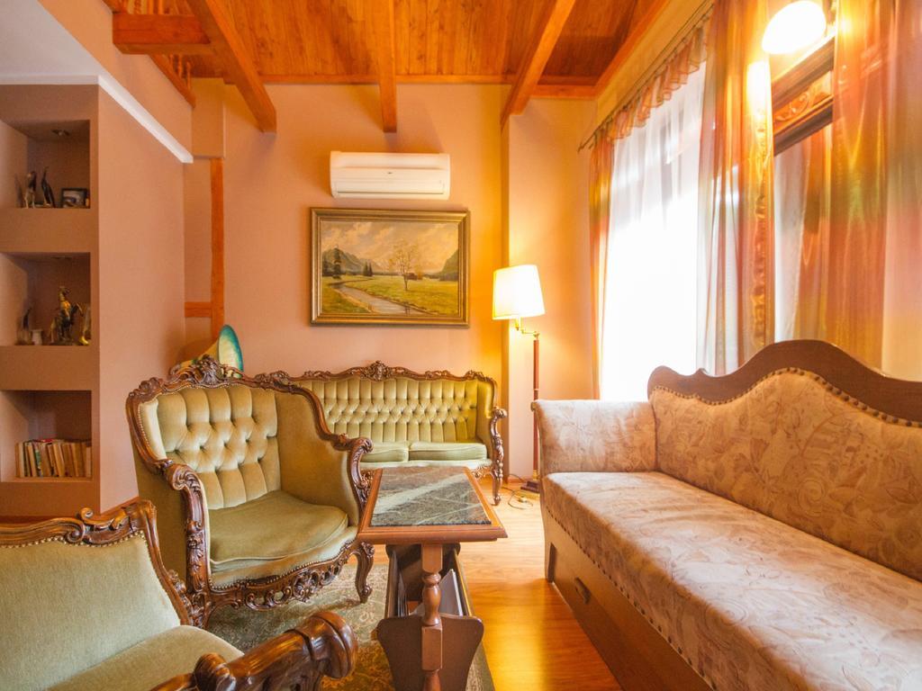 Willa Jagniatkow Bed & Breakfast Екстериор снимка